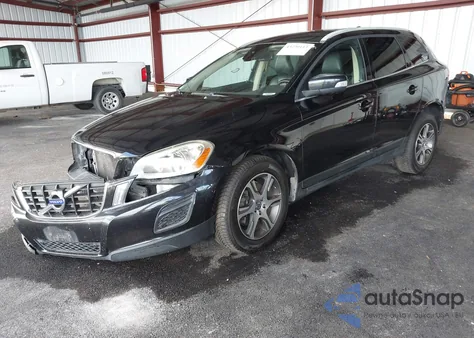 2012 Volvo Xc60 T6/T6 Platinum/T6 Premier Plus/T6 R-Design/T6 R-Design Platinum/T6 R-Design Premier Plus z USA, uszkodzony, nr VIN YV4902DZ9C2298758